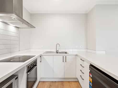 1/71 Hobsonville Point Road, Hobsonville
