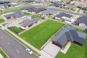 9 McWatters Drive, Ngatea