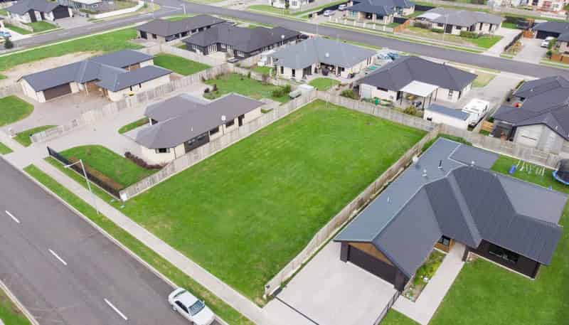 9 McWatters Drive, Ngatea