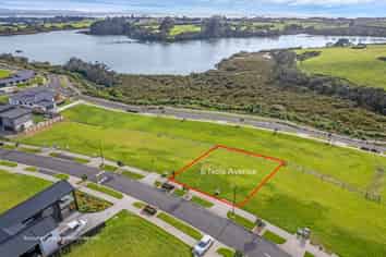 6 and 8 Nola Avenue, Glenbrook