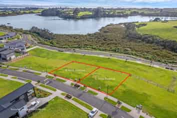 6 and 8 Nola Avenue, Glenbrook