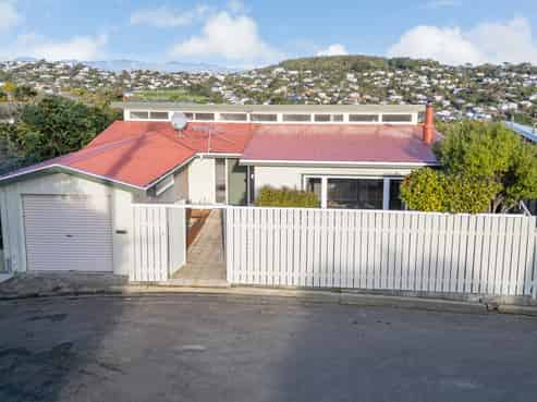 5 Kau Kau Way, Ngaio