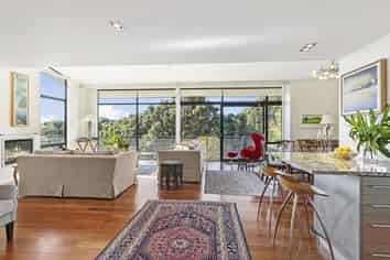 74 Falkirk Avenue, Seatoun