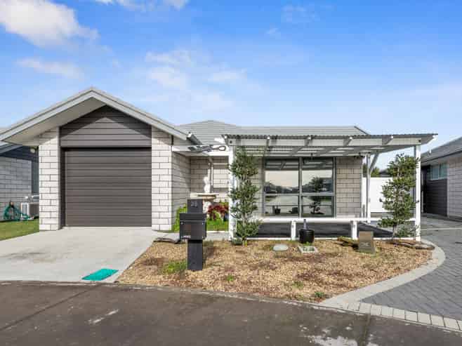 36 Arrow Close (Dunes Lifestyle Village), Papamoa