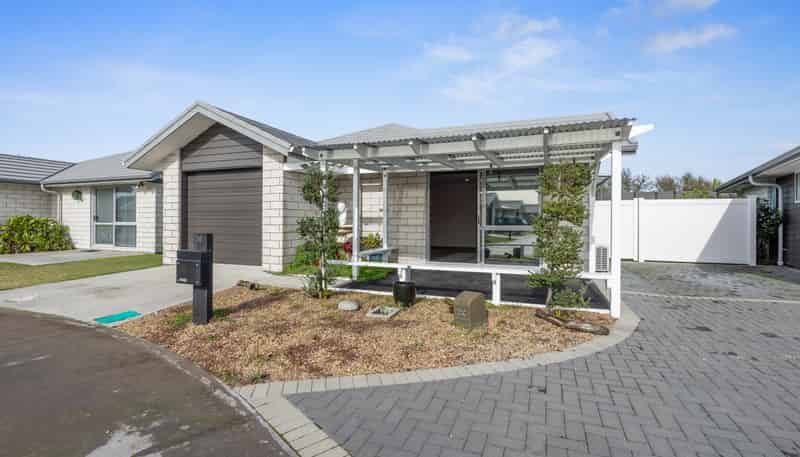 36 Arrow Close (Dunes Lifestyle Village), Papamoa