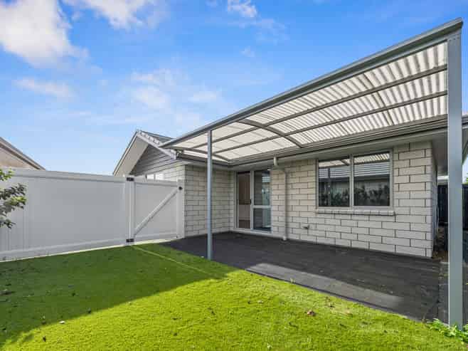 36 Arrow Close (Dunes Lifestyle Village), Papamoa
