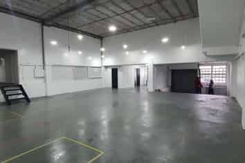 Birkenhead Warehouse/Storage - 200 sqm
