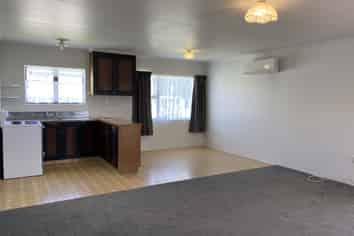 4/209 South Road, Hawera
