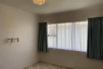4/209 South Road, Hawera