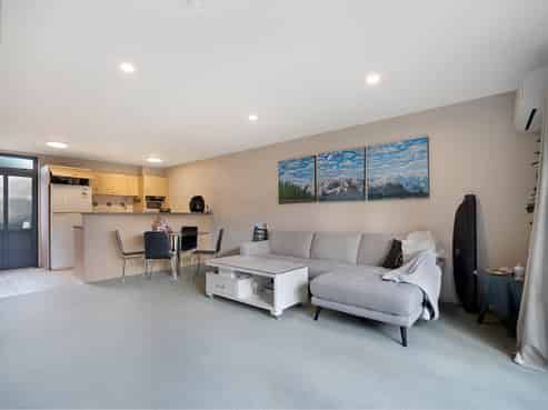 18/8 Soljak Place, Mount Albert