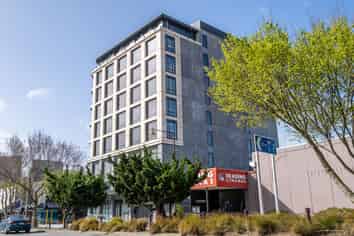 5th Floor Premium Office Space!!