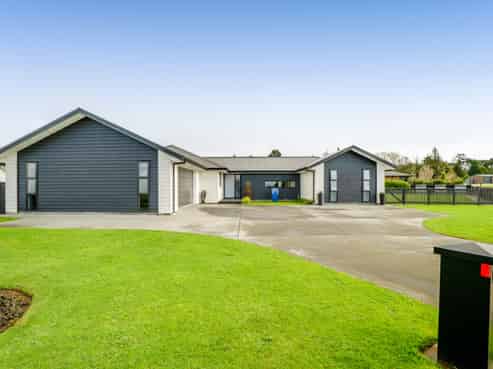 26 Mercade Close, Stratford
