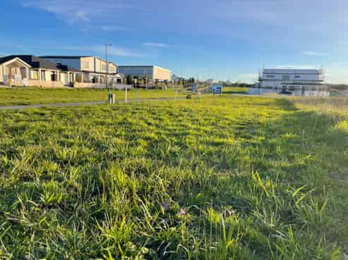 39, 41, 43 Auranga Drive, Drury