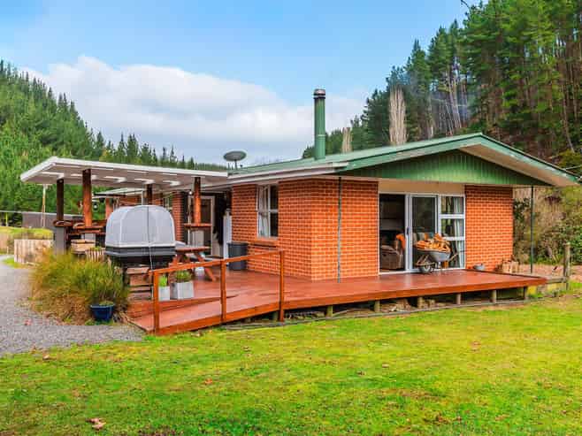 3789 State Highway 4, Ongarue