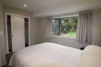 24 Nyhon Place, Haast