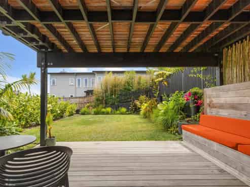 2/73B Rukutai Street, Orakei