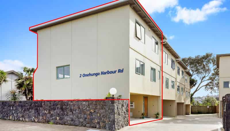 1/2 Onehunga Harbour Road, Onehunga