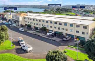 1/2 Onehunga Harbour Road, Onehunga