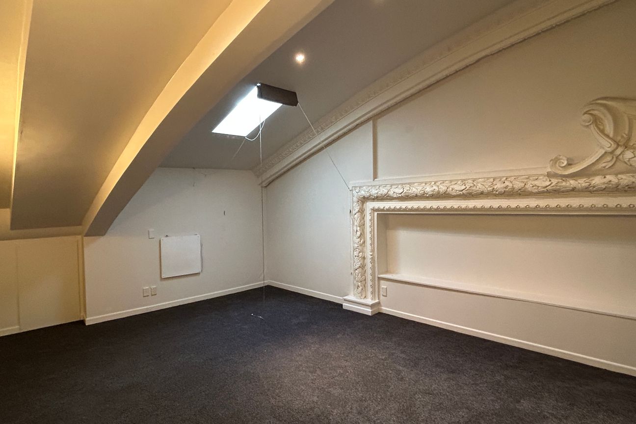 Newtown, 5 bedrooms - Aanzicht 4