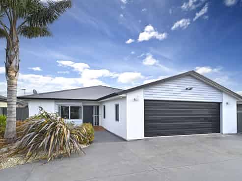 230 Avondale Road, Greenmeadows