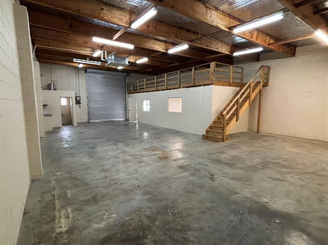 Industrial Gem in Te Rapa