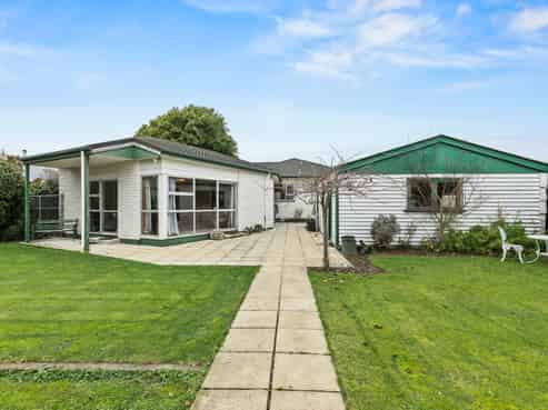 137 Rose Street, Somerfield