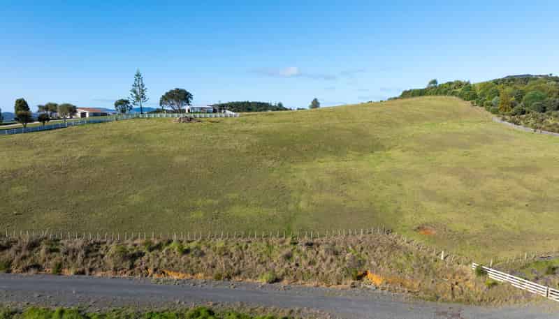 54 Morey Road, Cable Bay