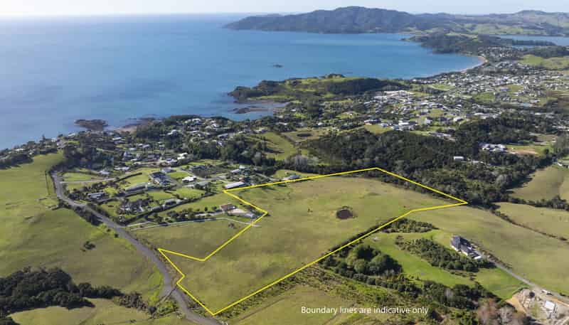 54 Morey Road, Cable Bay