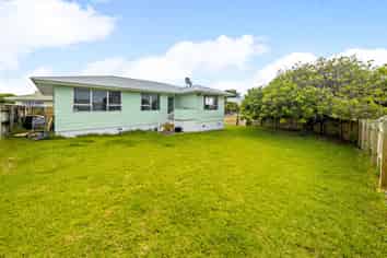 38 Burundi Avenue, Clendon Park
