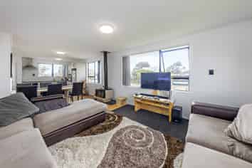 38 Burundi Avenue, Clendon Park