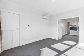1 & 2/294 Keyes Road, New Brighton