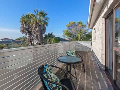 1/49 Sartors Avenue, Browns Bay
