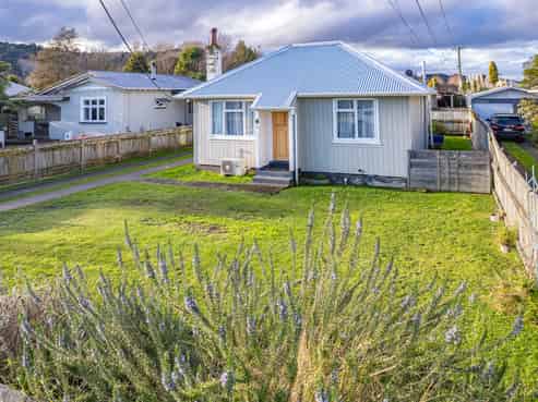 18 Lewis Avenue, Aramoho