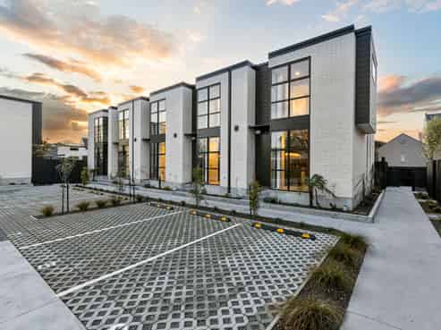 7/25 Matai Street West, Riccarton