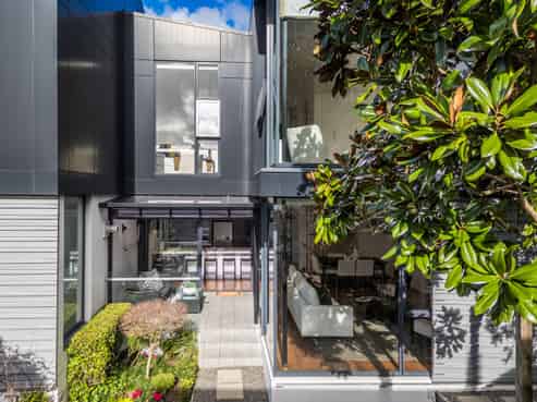 43 Scarborough Terrace, Parnell
