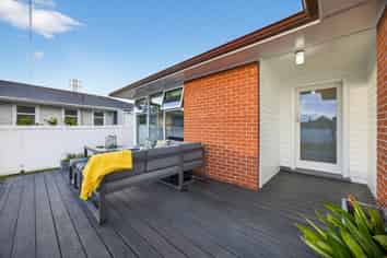 14 Mangos Place, Pakuranga