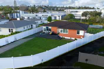 14 Mangos Place, Pakuranga