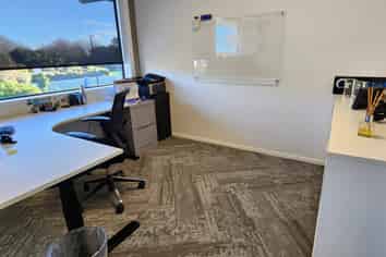 Trendy office space in Karaka