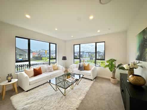 22 Tipu Crescent, Milldale