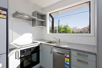 3/204 Grays Road, Saint Leonards