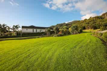 7 Ngarimu Heights Row, Thornton Bay