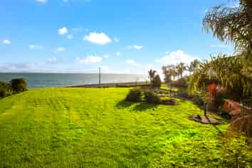 7 Ngarimu Heights Row, Thornton Bay