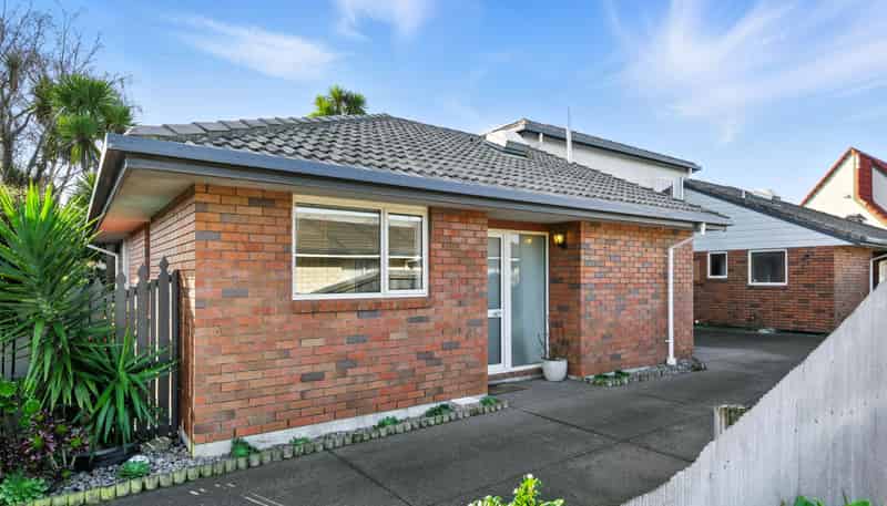 1/48 Longfellow Street, Sydenham