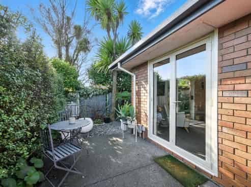 1/48 Longfellow Street, Sydenham