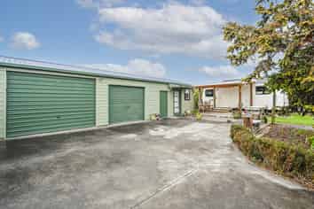 909 Rata Street, Mahora