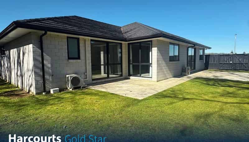 27 Oranmore Crescent, Paeroa