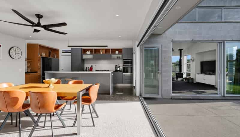 61 Karamea Street, Whalers Gate