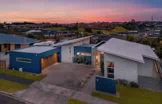 61 Karamea Street, Whalers Gate