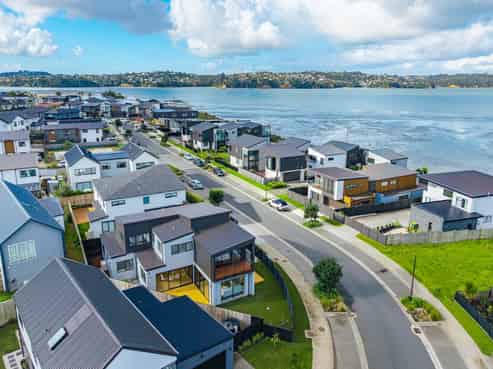 19 Picnic Point Road, Hobsonville