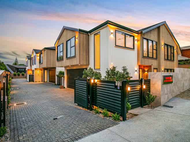 27A King George Avenue, Epsom